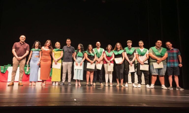 TEATRO | GRADUACION CEPER ELENA MARTIN VIVALDI -Fuente Vaqueros