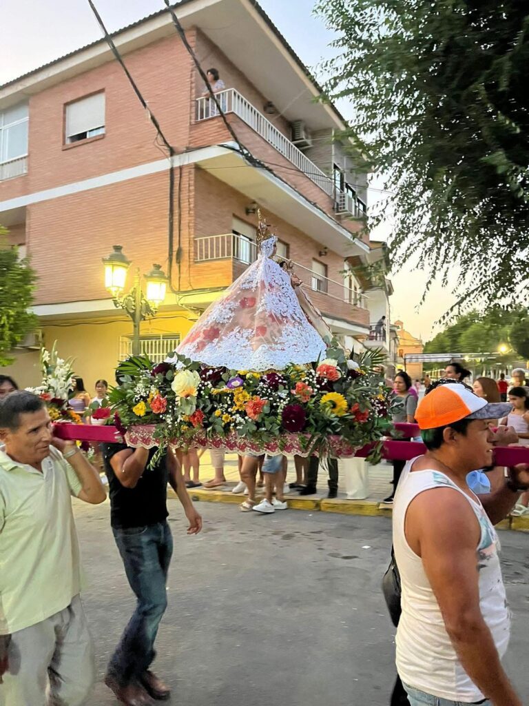 IMAGENES CELEBRACION VIRGEN DE URKUPIÑA-Fuente Vaqueros
