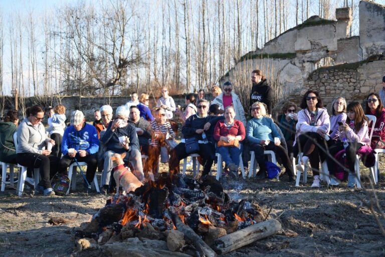CANDELARIA | MÁS DE UN CENTENAR DE PERSONAS CELEBRAN EL DÍA DE LA CANDELARIA EN FUENTE VAQUEROS -Fuente Vaqueros