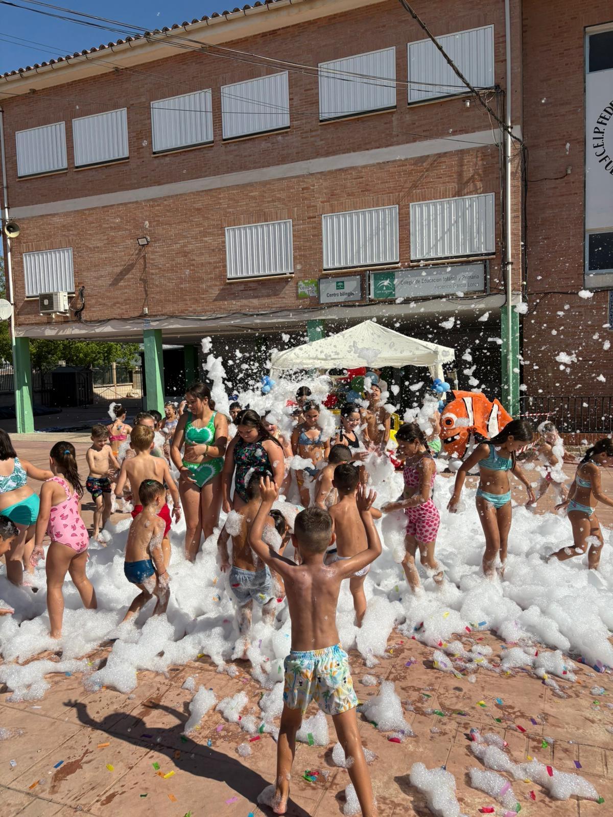 FIESTAS | IMAGENES DE LA FIESTA ACUATICA DE HOY-Fuente Vaqueros