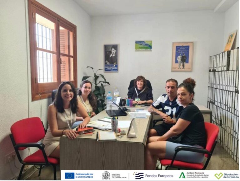 ERACIS ENCUENTRO CON LA ASOCIACION DE VECINOS CASAS NUEVAS-Fuente Vaqueros