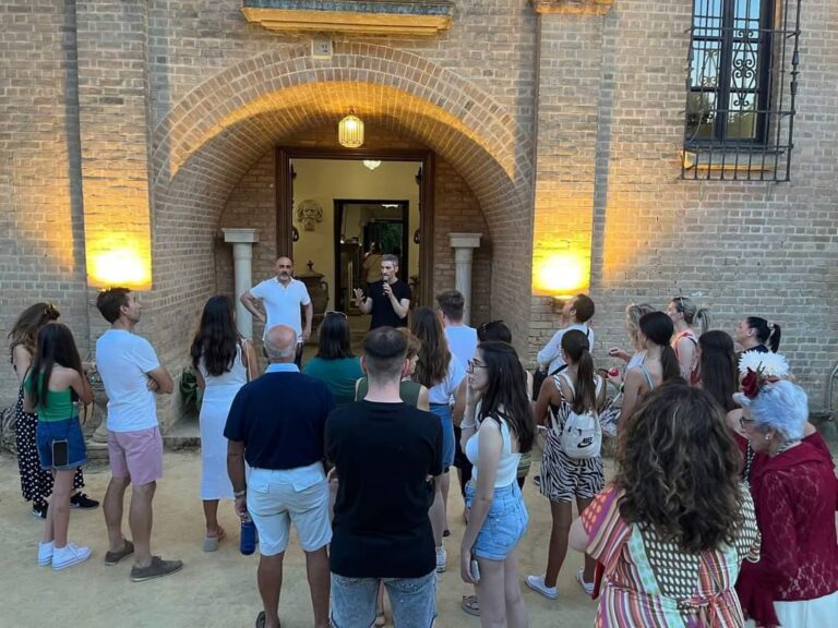 TURISMO | JORNADA DE PUERTAS ABIERTAS EN PALACIO CASA REAL SOTO DE ROMA-Fuente Vaqueros