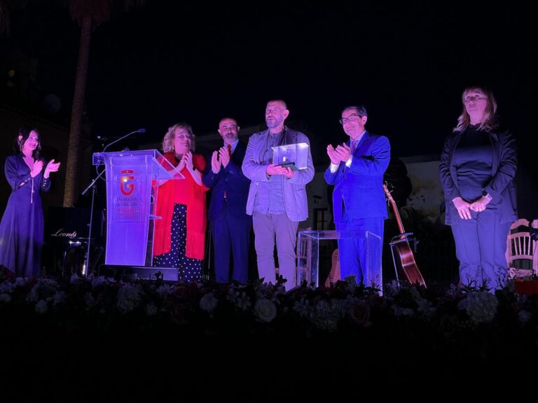 SEMANA CULTURAL | ENTREGA DEL POZO DE PLATA Y ESPECTÁCULO DE JUAN VALDERRAMA -Fuente Vaqueros