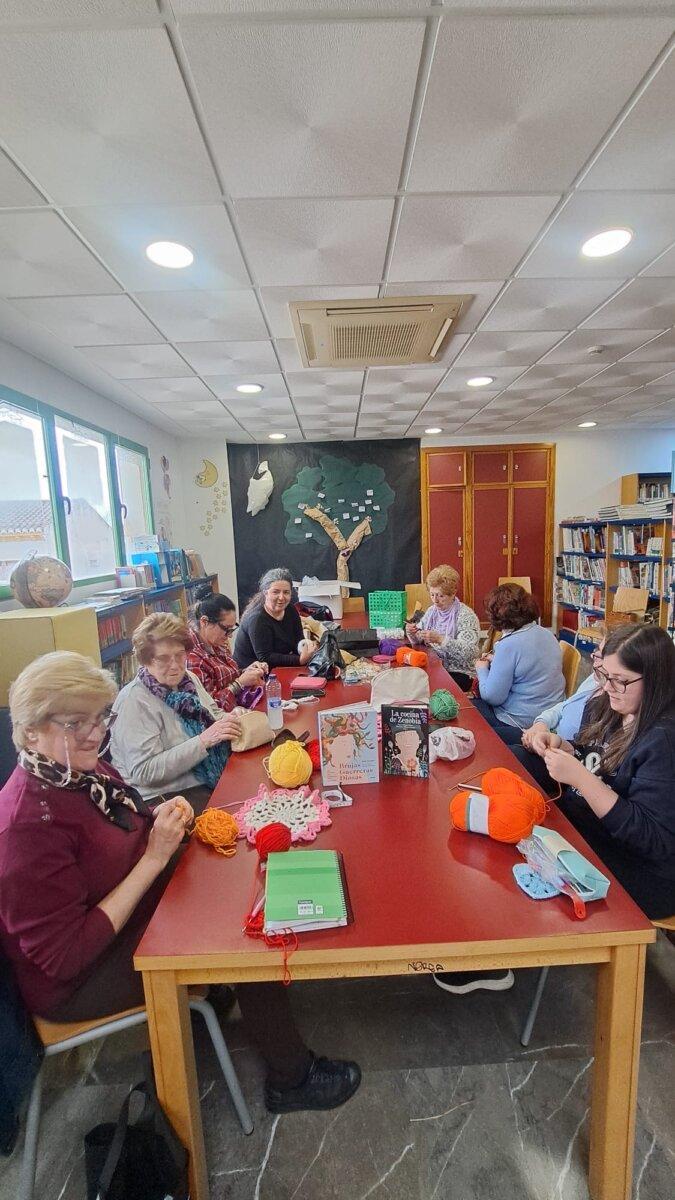 MUJER | TALLER DE CROCHET-Fuente Vaqueros