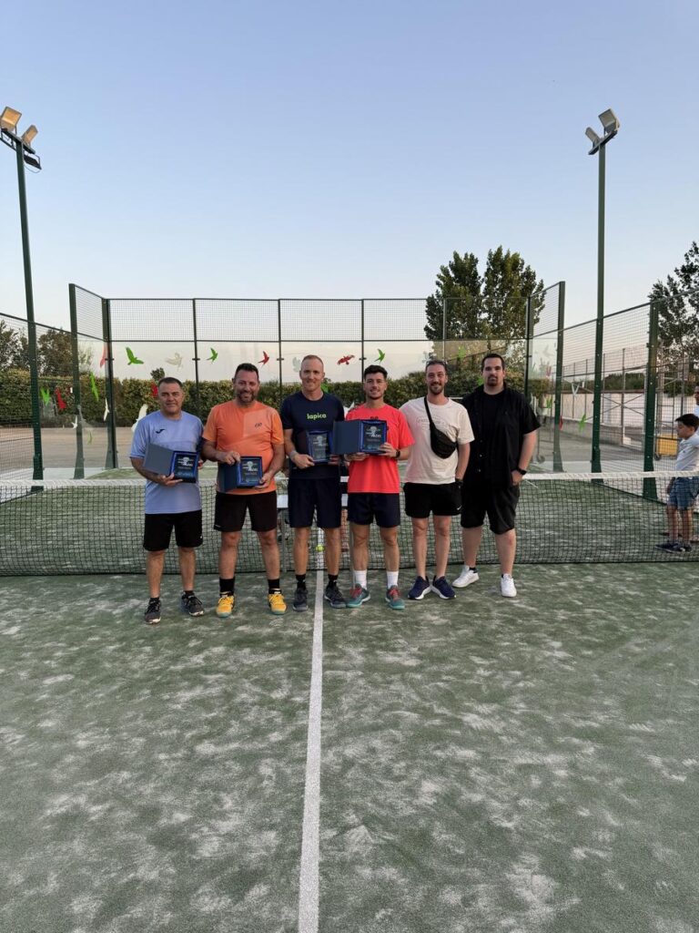 DEPORTES | ENTREGA DE PREMIOS PADEL Y TENIS SEMANA CULTURAL-Fuente Vaqueros