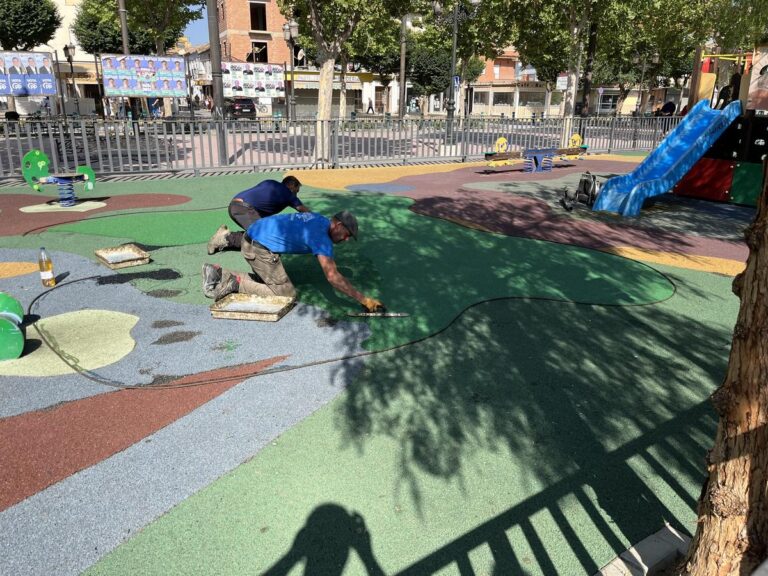 SERVICIOS | REPARACIÓN DEL PARQUE INFANTIL DEL PASEO DEL PRADO-Fuente Vaqueros