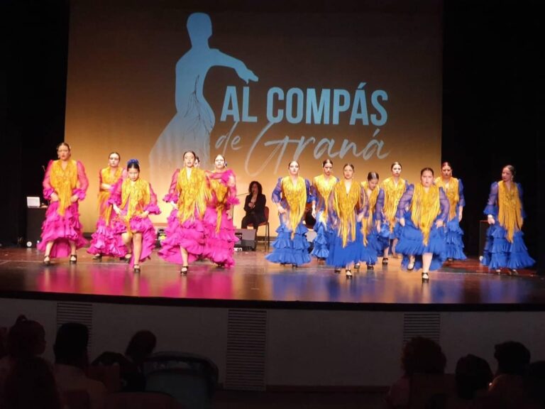 CELEBRACION PRIMERA SEMIFINAL DE AL COMPÁS DE GRANA EN EL TEATRO MUNICIPAL-Fuente Vaqueros