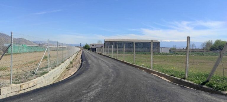 OBRAS | FINALIZACIÓN DEL ASFALTADO DE UN TRAMO DEL CAMINO DEL CUARTO-Fuente Vaqueros