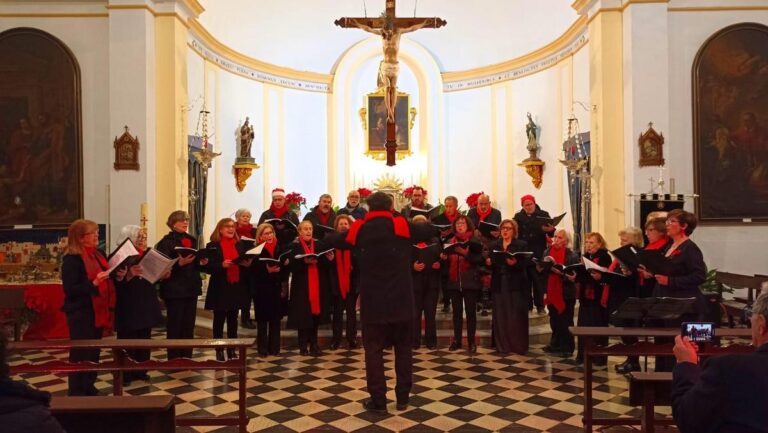 CONCIERTO DEL CORO PUERTA ELVIRA EN LA IGLESIA DE FUENTE VAQUEROS-Fuente Vaqueros