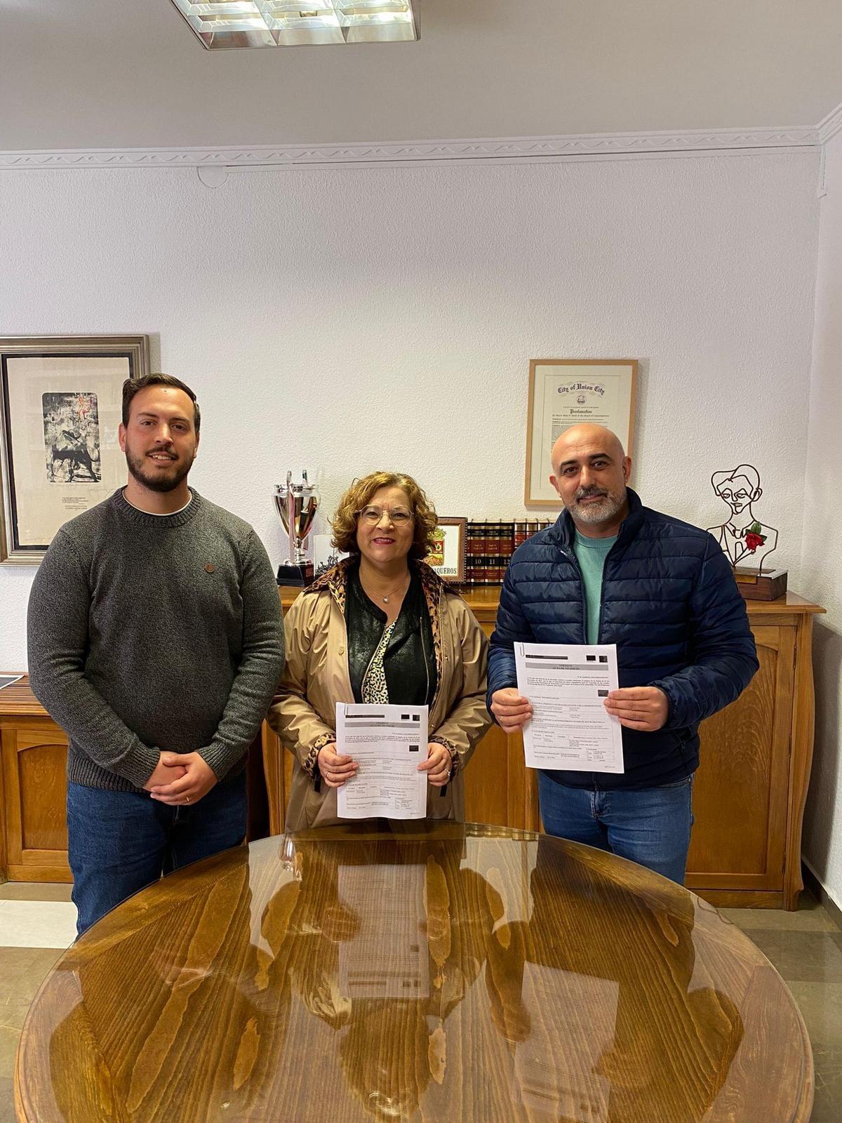 OBRAS | INVERSIONES EN PLACAS SOLARES PARA LOS EDIFICIOS PÚBLICOS -Fuente Vaqueros