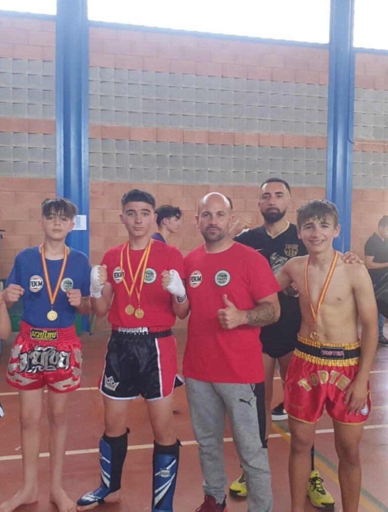 DEPORTES | ELCLUB AEROBOXING - ESCUELA MUNICIPAL DE KICK BOXING DE FUENTE VAQUEROS HA PARTICIPADO EN EL TORNEO TATAMI SPORT ELEVEN FIGTHTERS EN ALQUILÁN ( ALMERÍA)-Fuente Vaqueros