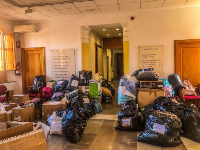 ULTIMA HORA RECOGIDA DE MATERIAL HUMANITARIO PARA AFECTADOS POR LA DANA-Fuente Vaqueros