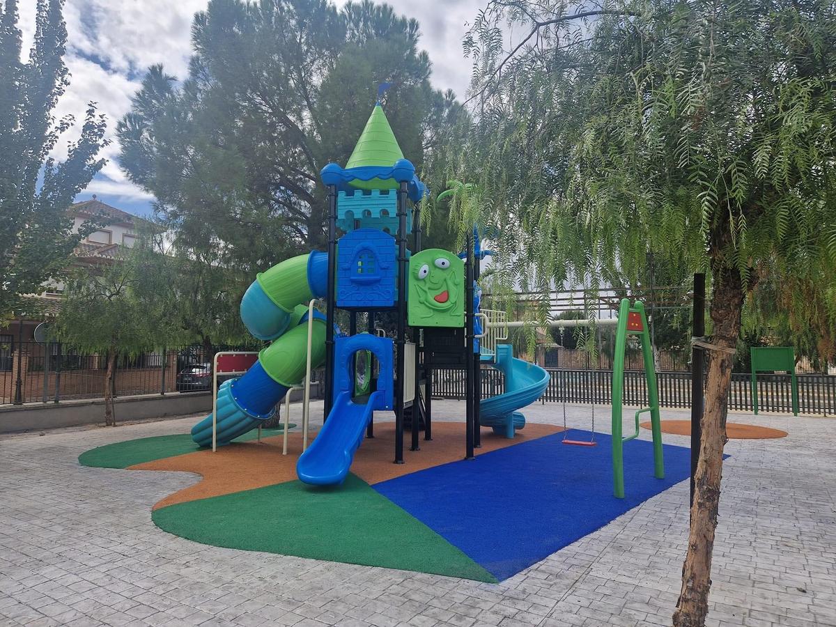 OBRAS | REMODELACION INTEGRAL DE PARQUES INFANTILES-Fuente Vaqueros
